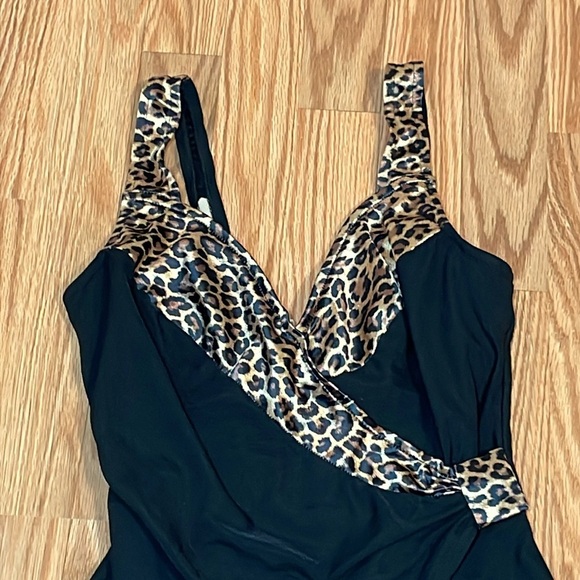 Vintage Cheetah One Piece Swimsuit, underwire, 10 - Picture 2 of 8